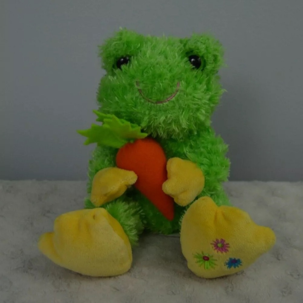 Dan Dee Frog Plush Stuffed Animal Toy Holding Carrot Flowers Green Yellow Easter